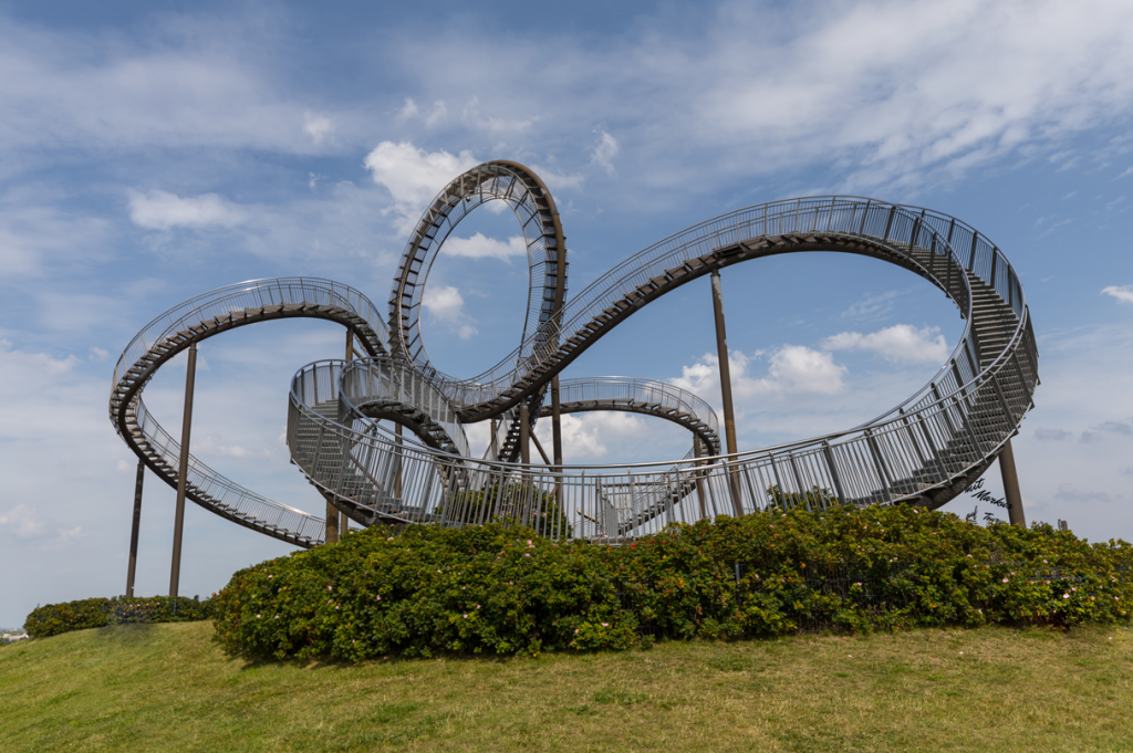 Tiger & Turtle – Magic Mountain